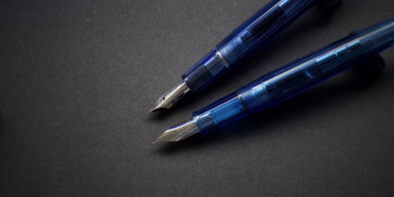 Lorelei vs. Sailor Procolor 500_Blue Demonstrators_Comparison Review_Duel of fates - 15