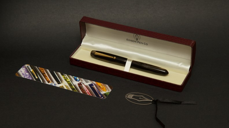 Edison Collier Review Feel the Texture 5